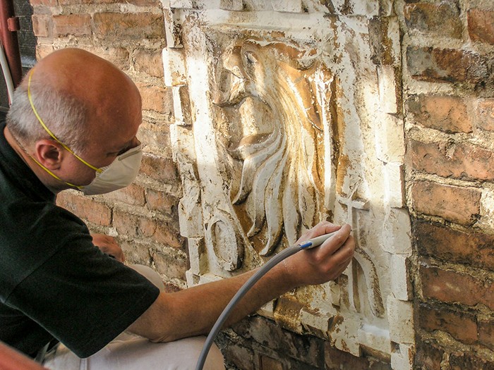 Consulting on historical and contemporary finishes Consulting on historical and contemporary finishes